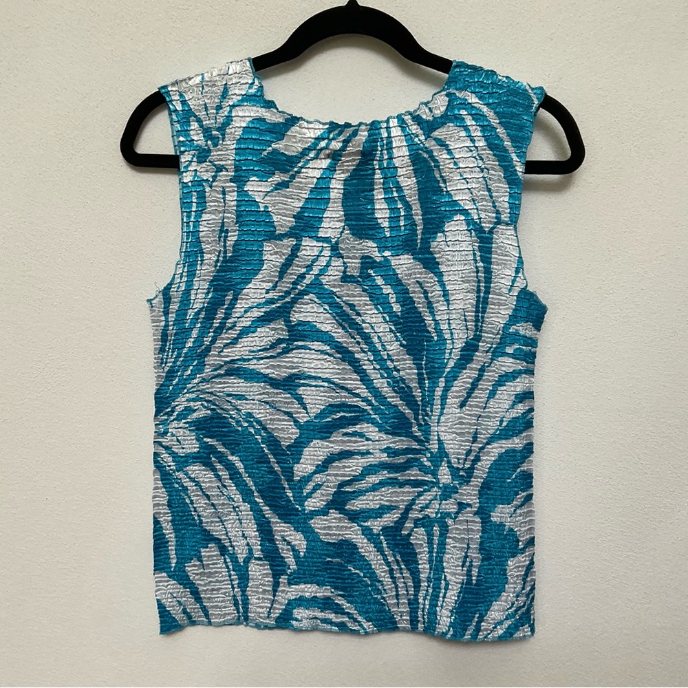 Plisse Blue, White Tropical Print Scrunch Tank Top Size Large Vacation Summer - Picture 3 of 4